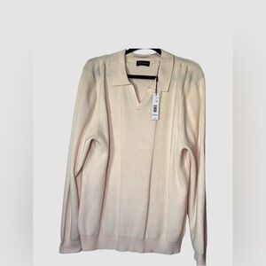 Tahari Cream V-Neck Sweater Soft Knit